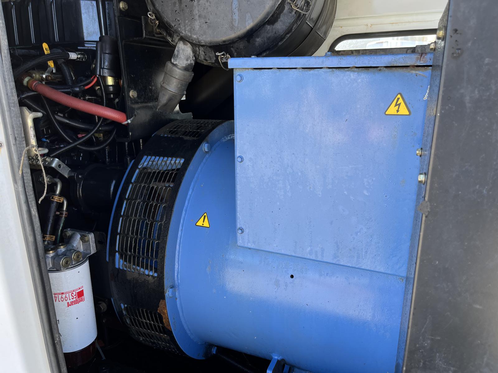 ./imagenes/INVOICE/2019/18067/SDMO R460IV (4).JPG